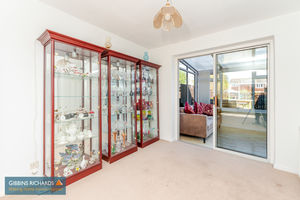 Dining Room- click for photo gallery